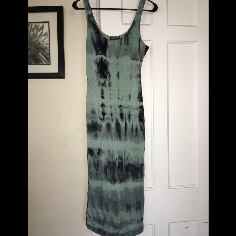 Fashion Nova BodyCon Midi Dress